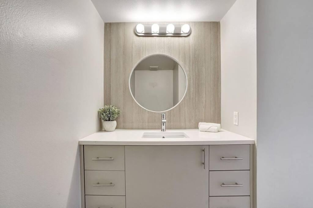 In Love! Skyline Views, Renovated Appartamento Miami